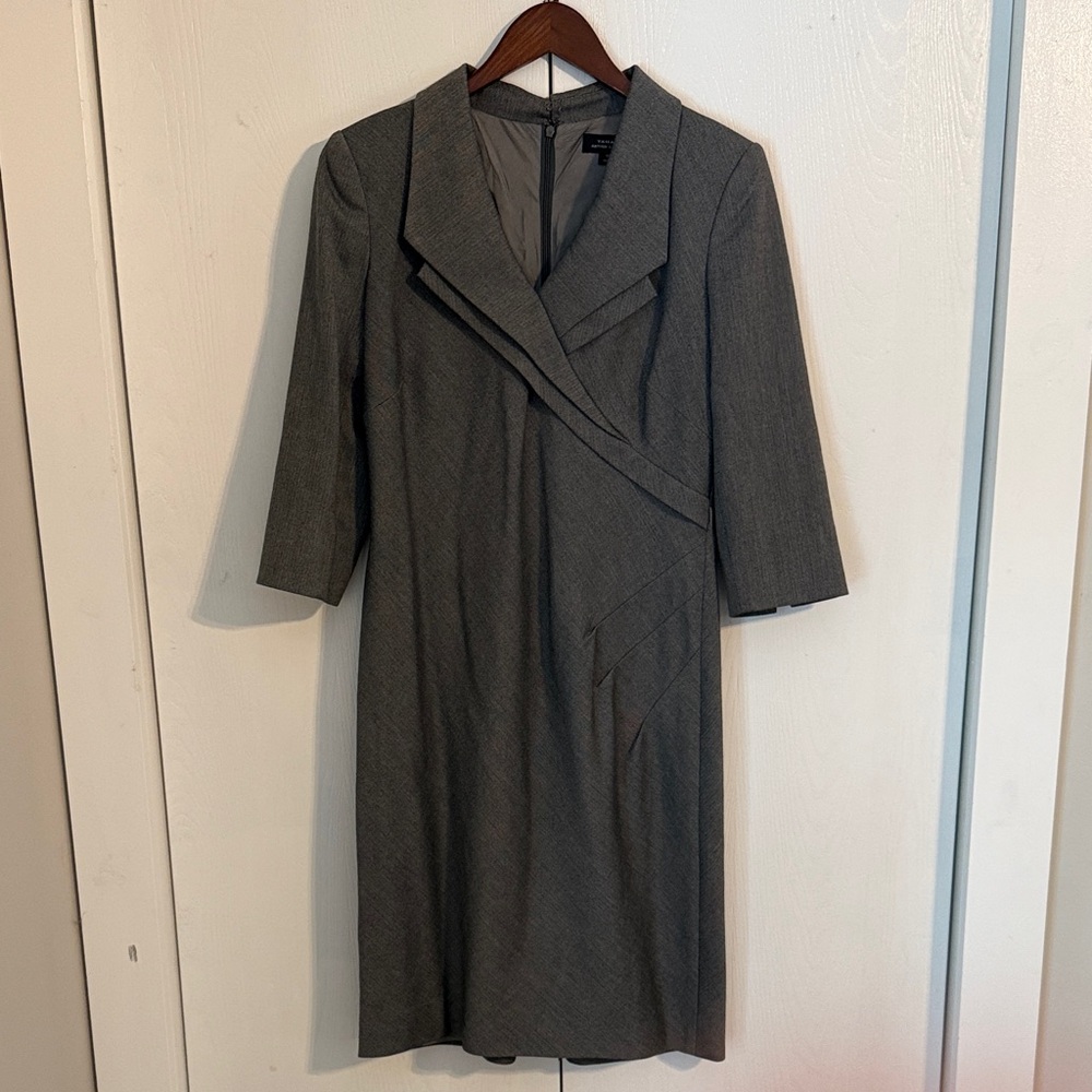 Classic Gray Herringbone Tahari Sheath Dress with Notched Collar and 3/4 sleeves